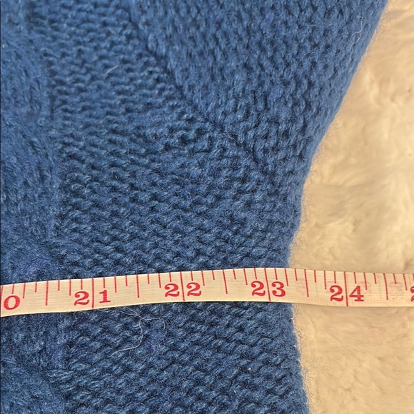 Women’s Blue Cable Knit Sweater - Picture 4 of 5